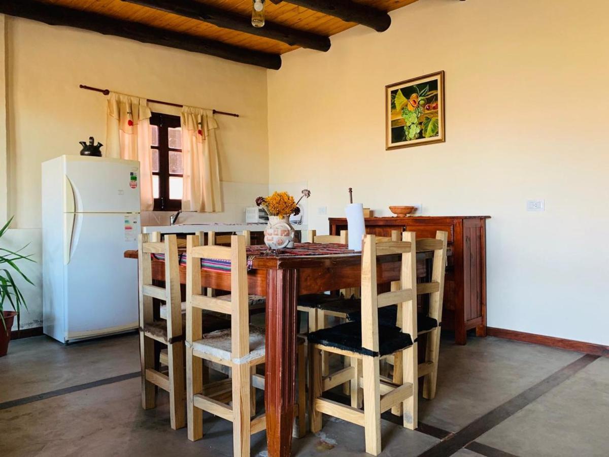 Hostal Isabella Тафи-дель-Валье Экстерьер фото